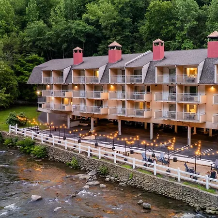 Gatlinburg River Inn-2