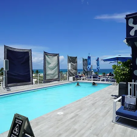 Deluxe Apartments At The Congress-2