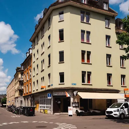 Easyhotel Zuerich City Main Station-2