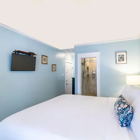 Hemingway House Boutique Hotel (Adults Only)-2