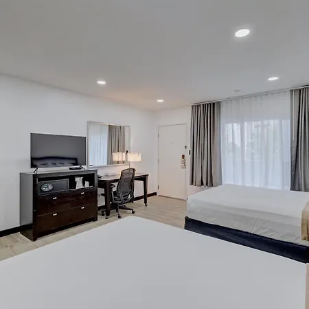 Hotel Ash&9Th-3