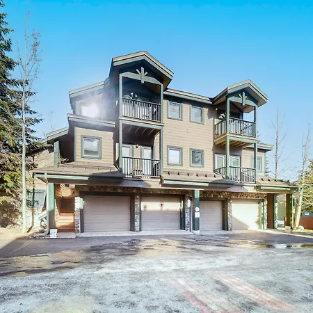 Twin Elk Lodge-3