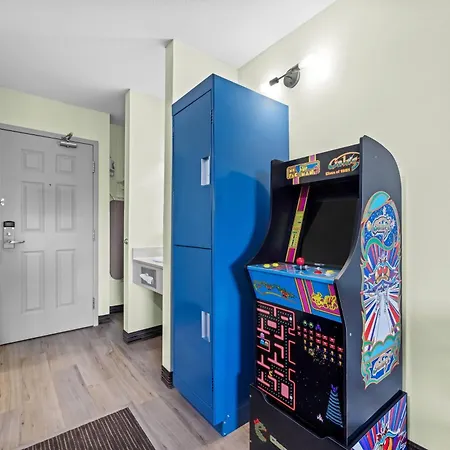 Super 8 By Wyndham Saskatoon Near Saskatoon Airport-2
