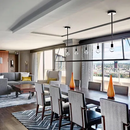 Portland Marriott Downtown Waterfront-3