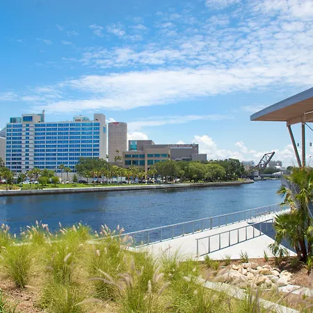 The Barrymore Hotel Tampa Riverwalk-3