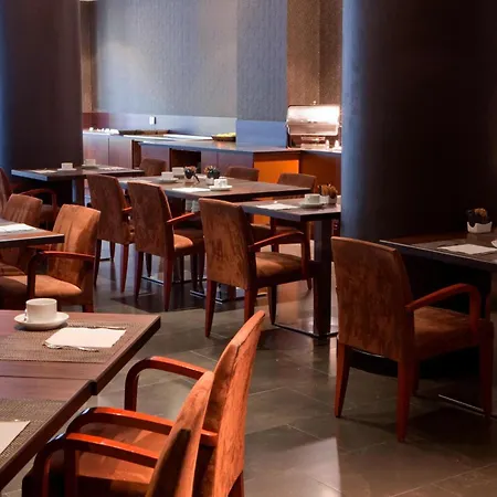 Ac Hotel Carlton Madrid By Marriott-2