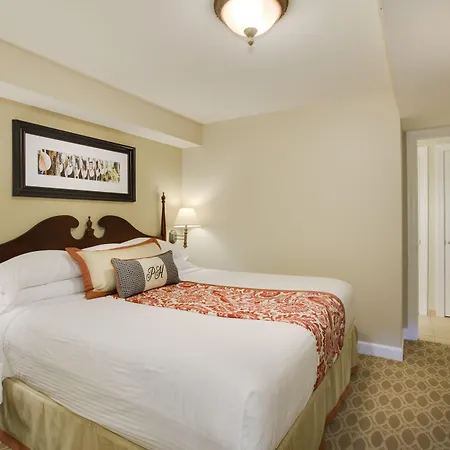 Bluegreen Vacations Patrick Henry Square, An Ascend Collection Resort-2