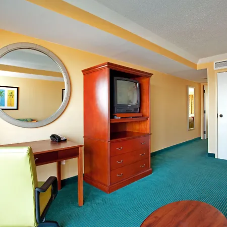 Holiday Inn Express & Suites Va Beach Oceanfront By Ihg-2