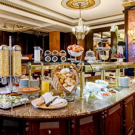 Danubius Hotel Astoria City Center-3