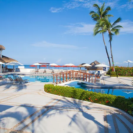 Buenaventura Grand Hotel & Great Moments-3