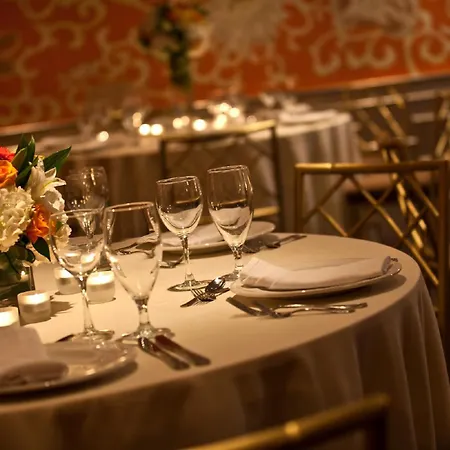 Hotel Lombardy-3