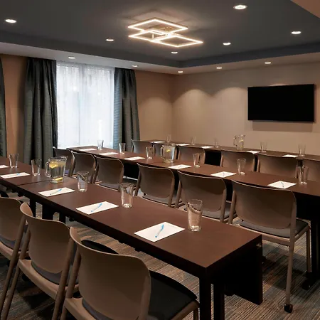 Fairfield By Marriott Montreal Downtown-2
