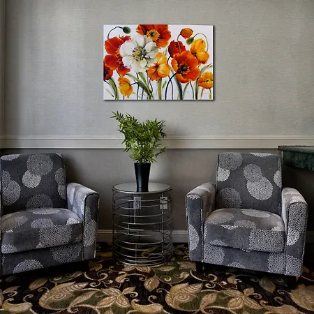 City Center Inn And Suites-3