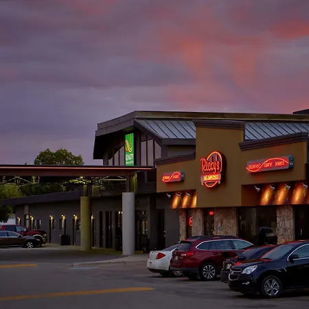 Quality Inn & Suites-3