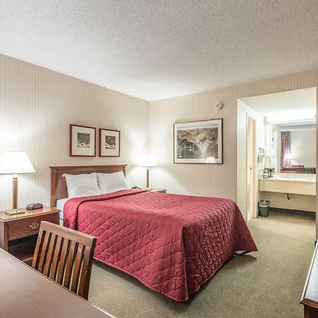 University Place Hotel And Conference Center-3