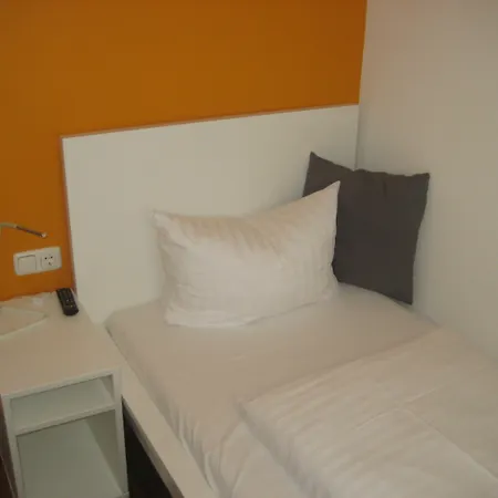 Hotel S16-3