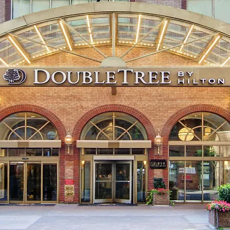 Doubletree By Hilton Toronto Downtown-2