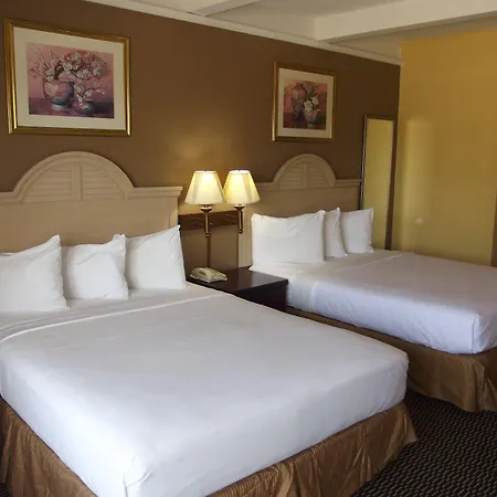 Ambassadors Inn & Suites-2