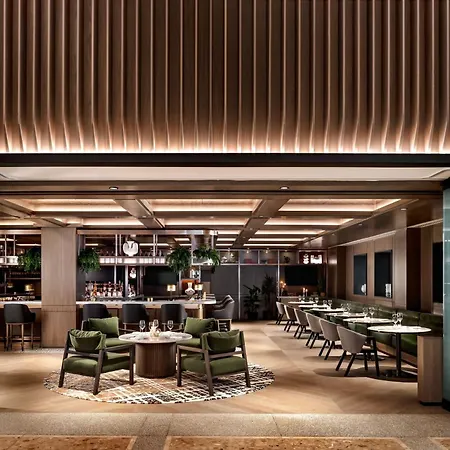 Sheraton Centre Toronto Hotel-3