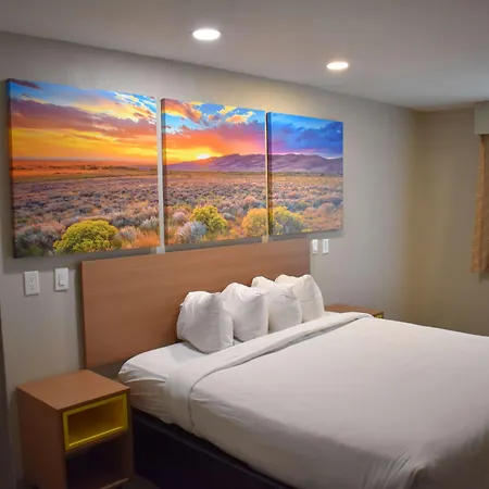 Days Inn By Wyndham San Antonio Alamo/Riverwalk-3