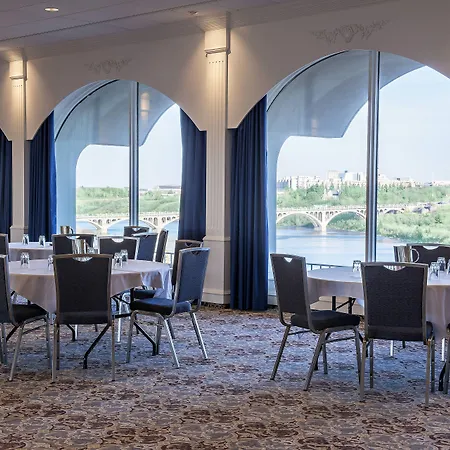 Sheraton Cavalier Saskatoon Hotel-2