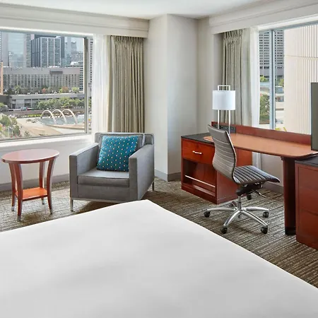Marriott Downtown At Cf Toronto Eaton Centre-3