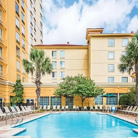 La Quinta Inn & Suites By Wyndham San Antonio Riverwalk-3