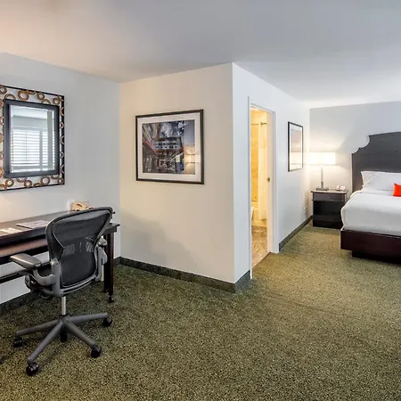Collegian Hotel & Suites, Trademark Collection By Wyndham-2