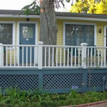 Secret Garden Inn & Cottages-2