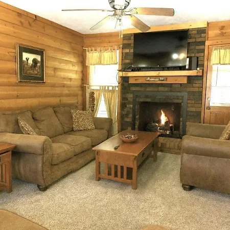 2 Blocks To Parkway! 5Br3Ba Ranch Whot Tub Free Attraction Tickets-3