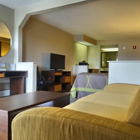 Super 8 By Wyndham Pigeon Forge-Emert St-2