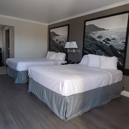 Super 8 By Wyndham Santa Cruz Beach-3
