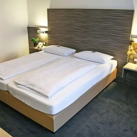 Hotel Am Zoo-2
