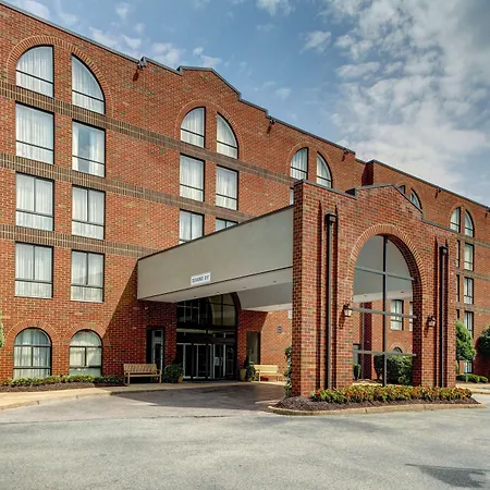 Embassy Suites Williamsburg-3