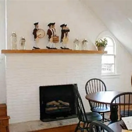 The Fife And Drum Inn-3