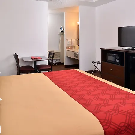 Bend Inn & Suites-3