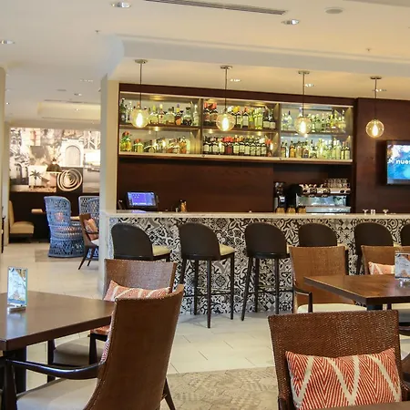 The Executive Hotel-2