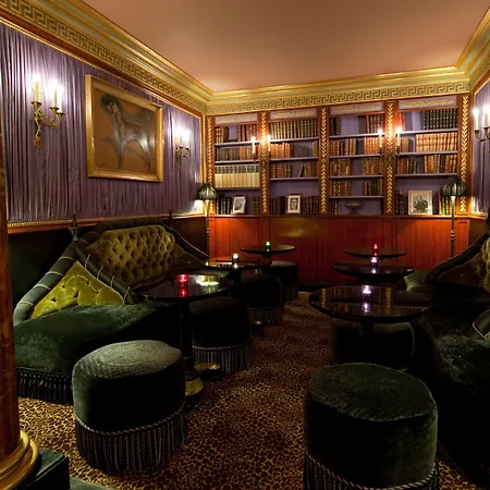 L'Hotel-3