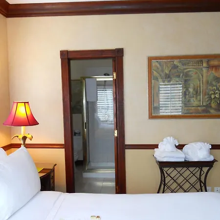 Duval Inn - Key West-3