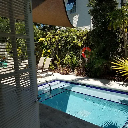 Authors Of Key West Guest House-3