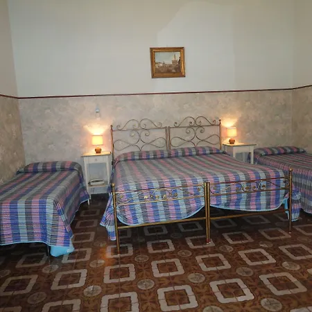 Hotel Delle Camelie-2