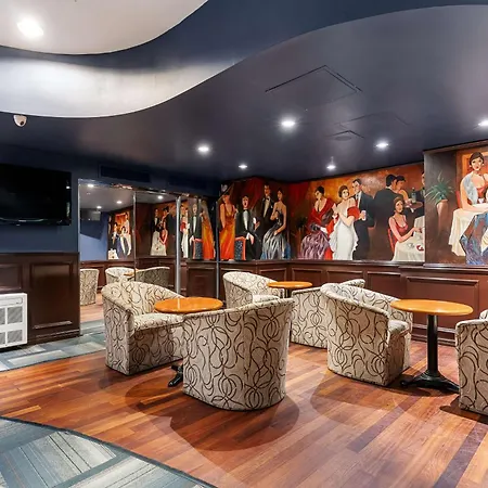 Best Western Ville-Marie Montreal Hotel & Suites-3