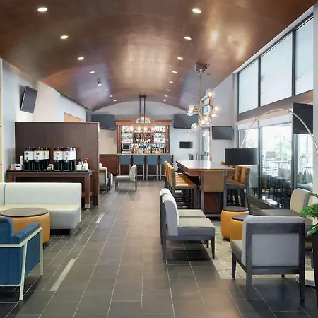 Hampton Inn Philadelphia Center City-Convention Center-2