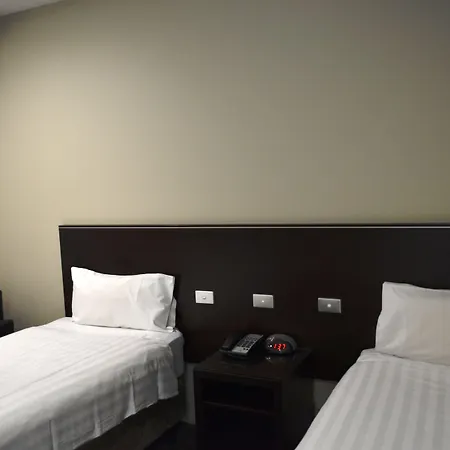 Atlantis Hotel Melbourne-3