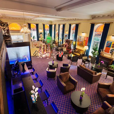 Lhotel-2