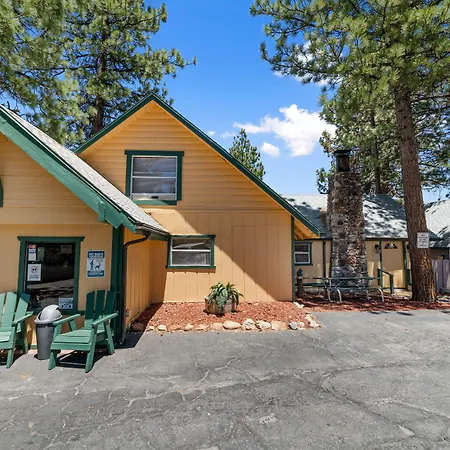 Big Bear Lakefront Lodge-3
