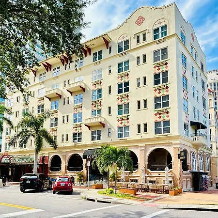 Ponce De Leon Hotel-3