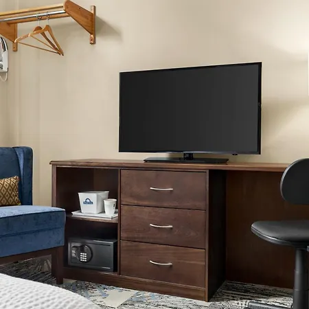 Days Inn By Wyndham Philadelphia Convention Center-2