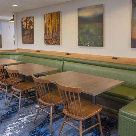 Fairfield Inn & Suites Bend Downtown-2