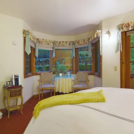 The Babbling Brook Inn-2